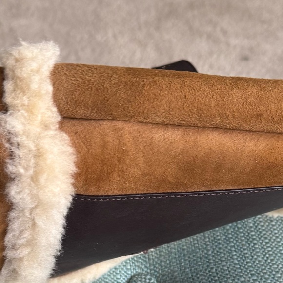 Ugg brown tan sheepskin tote bag - Picture 3 of 7
